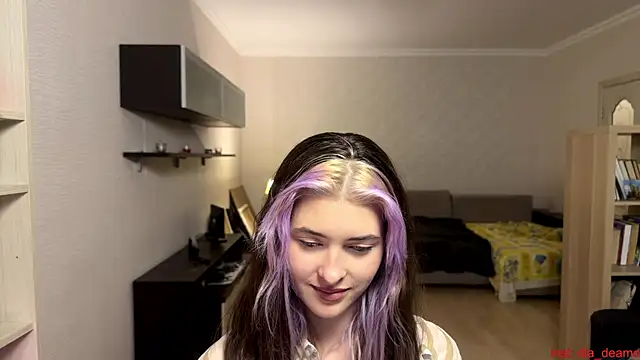 Dia DeAmas online show from 04/20/26, 03:46