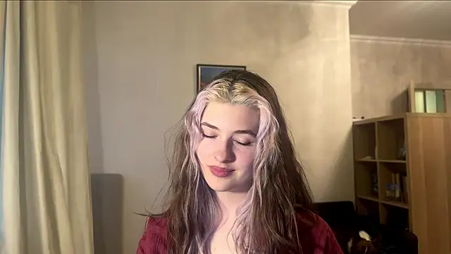 Dia DeAmas online show from 04/30/26, 04:03