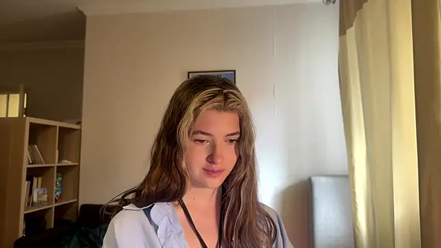 Dia DeAmas online show from 05/17/26, 10:37