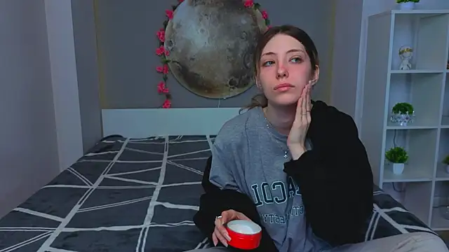 BrianneMallory online show from 02/25/26, 07:19