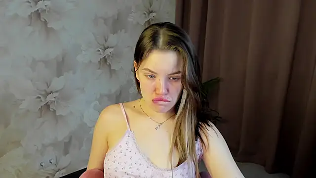 Snapshot of TessaDavidson chatting on 01/15/26, 12:30 TessaDavidson online show from 01/15/26, 12:30