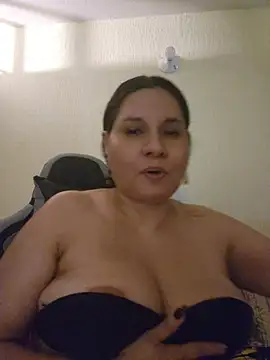 Snapshot of Afrodita_venus_squirt chatting on 05/26/26, 05:27 Afrodita venus squirt online show from 05/26/26, 05:27