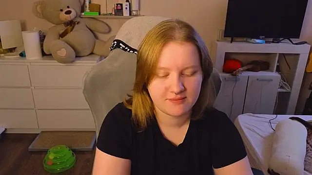 Ol1via online show from 04/10/26, 03:24