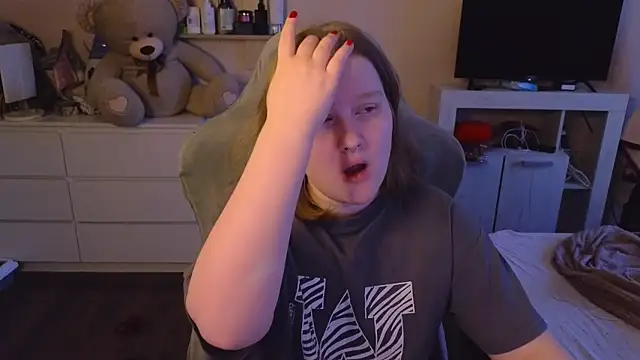 Ol1via online show from 04/04/26, 03:02