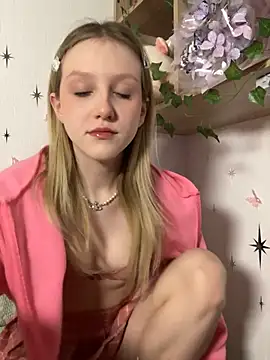 KissChristie online show from 01/13/26, 09:52