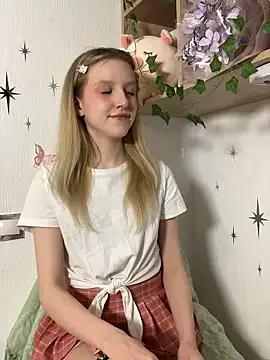 KissChristie online show from 01/12/26, 07:09