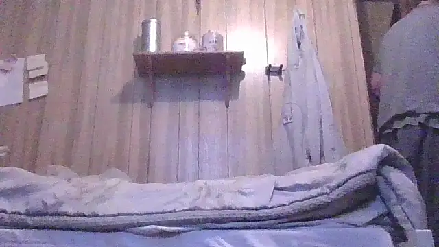 HottiesHoles online show from 03/29/26, 10:44