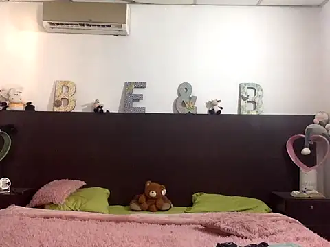 Flabia Roses online show from 01/10/26, 08:48