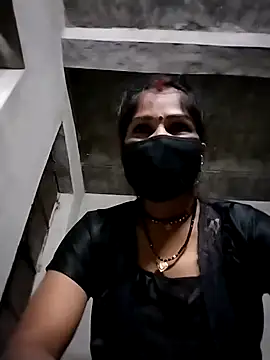 Sapna ravat online show from 02/16/26, 03:21