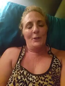 HotAzMilf online show from 03/31/26, 09:11