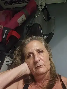 HotAzMilf online show from 04/15/26, 03:56