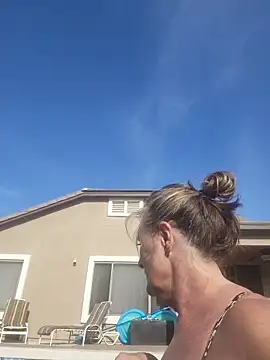 HotAzMilf online show from 04/05/26, 11:44