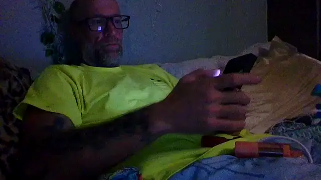Snapshot of tittycum3636 chatting on 07/20/26, 03:58 tittycum3636 online show from 07/20/26, 03:58