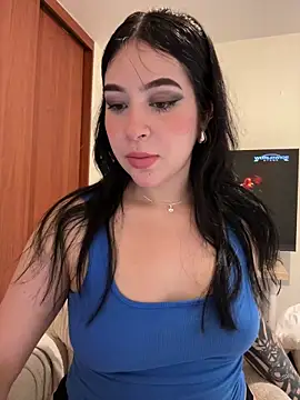 evelynrosess1 online show from 05/25/26, 10:19