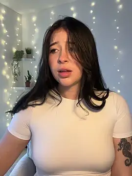 evelynrosess1 online show from 02/01/26, 09:13