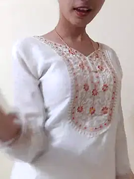 Snapshot of Kanchan7909 chatting on 07/11/26, 03:34 Kanchan7909 online show from 07/11/26, 03:34