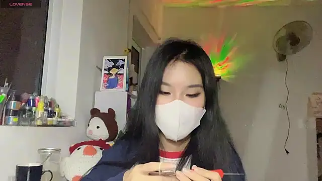 Tieu-May online show from 04/26/26, 08:50