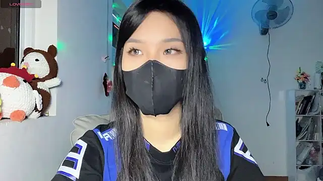 Tieu-May online show from 05/29/26, 07:58