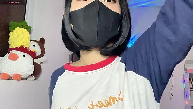 Tieu-May online show from 05/13/26, 08:49
