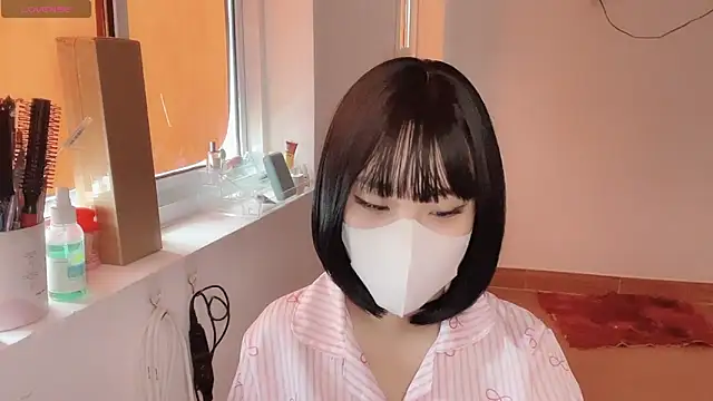 Tieu-May online show from 02/06/26, 06:42