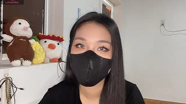 Tieu-May online show from 03/24/26, 08:36