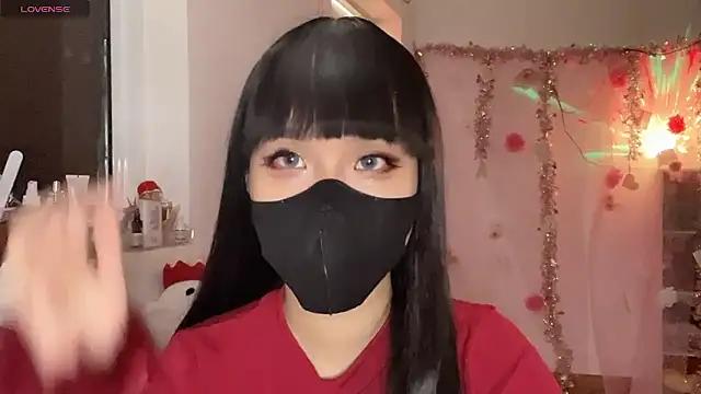 Tieu-May online show from 03/18/26, 10:18