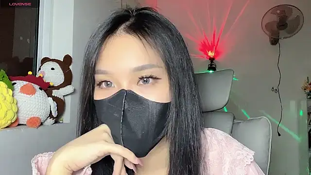 Tieu-May online show from 05/30/26, 07:47