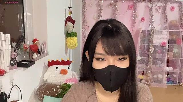 Tieu-May online show from 03/13/26, 07:57