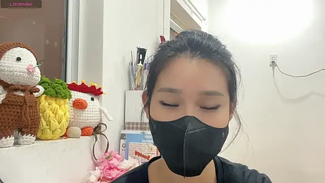 Tieu-May online show from 03/28/26, 01:28