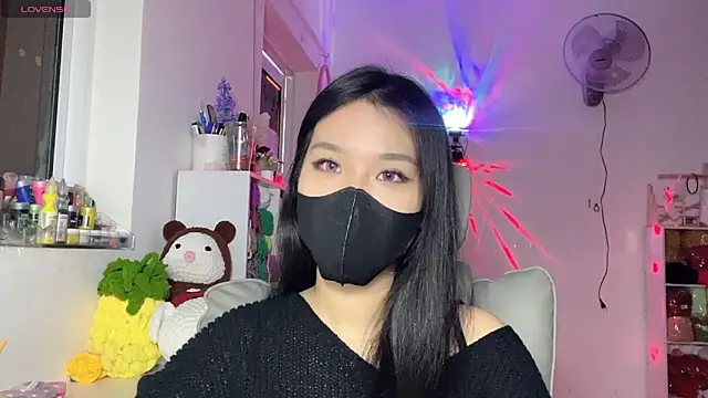 Tieu-May online show from 05/10/26, 12:03