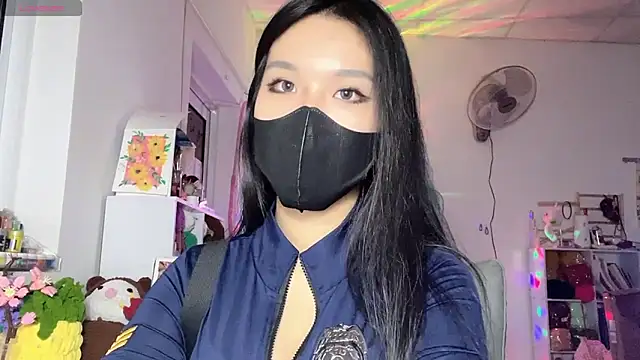Tieu-May online show from 05/10/26, 12:09