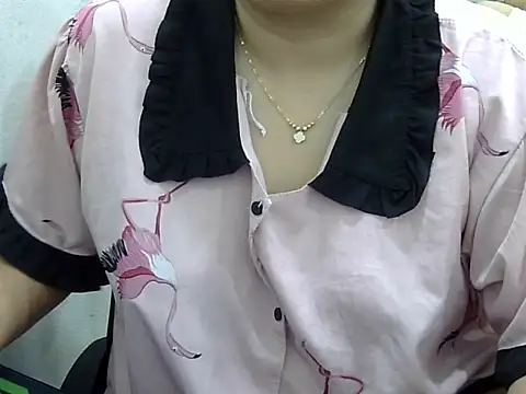 Sarah no land online show from 05/22/26, 04:27