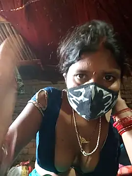 Snapshot of Horny-Rashi chatting on 02/17/26, 08:44 Horny-Rashi online show from 02/17/26, 08:44