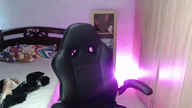 Alexxxa Party online show from 05/19/26, 08:05