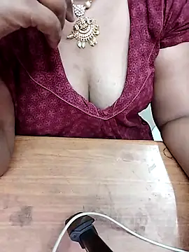 tamil-monisha online show from 04/22/26, 08:21