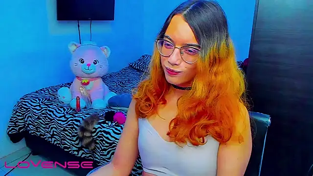 lillykittyyy online show from 04/08/26, 03:08