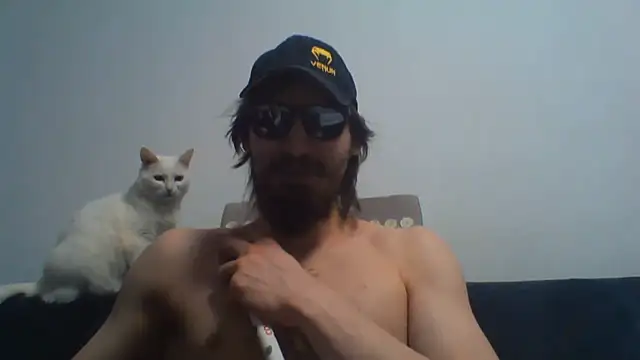Snapshot of KaelNox chatting on 06/20/26, 09:31 KaelNox online show from 06/20/26, 09:31