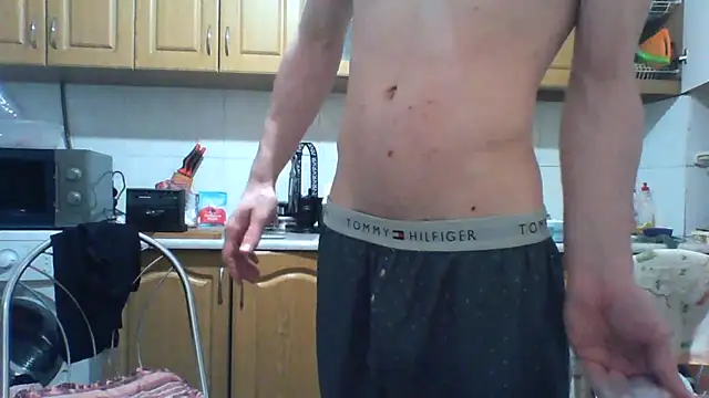 Snapshot of KaelNox chatting on 06/11/26, 12:32 KaelNox online show from 06/11/26, 12:32