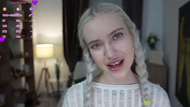 KristalCrowner online show from 03/15/26, 07:32