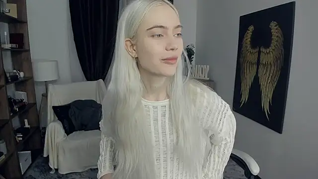 KristalCrowner online show from 02/22/26, 07:37