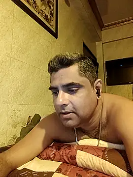 hardnhornybull online show from 04/17/26, 07:17