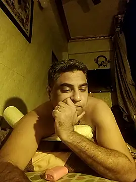 Snapshot of hardnhornybull chatting on 01/11/26, 09:55 hardnhornybull online show from 01/11/26, 09:55