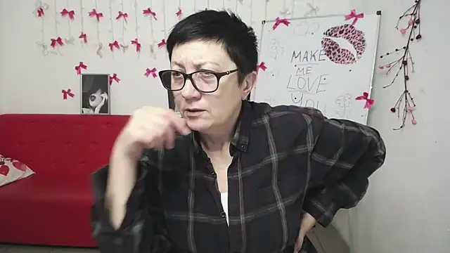 EmilyL0ve online show from 02/24/26, 06:20