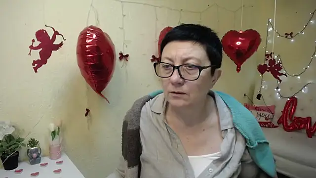 EmilyL0ve online show from 02/03/26, 06:24