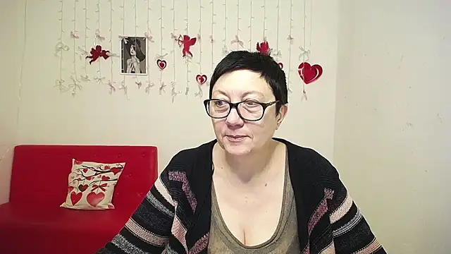 EmilyL0ve online show from 02/14/26, 06:35