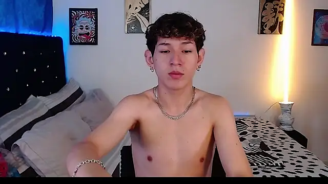 Snapshot of yorsamm_smit chatting on 02/05/26, 01:07 yorsamm smit online show from 02/05/26, 01:07