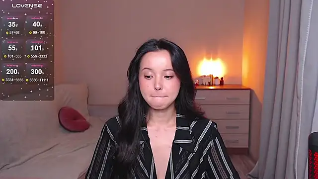 Snapshot of lia_hetty chatting on 09/17/25, 04:20 lia hetty online show from 09/17/25, 04:20