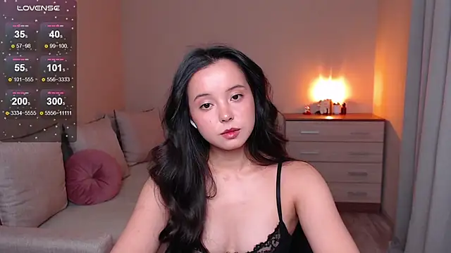 Snapshot of lia_hetty chatting on 09/25/25, 04:35 lia hetty online show from 09/25/25, 04:35