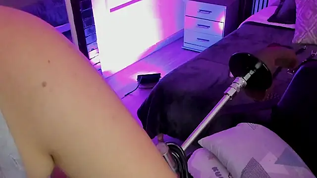 Ariablakee online show from 04/09/26, 08:26