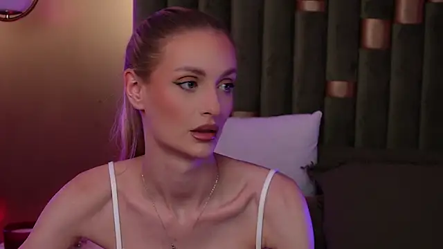 AmeliaAngel online show from 03/04/26, 08:27